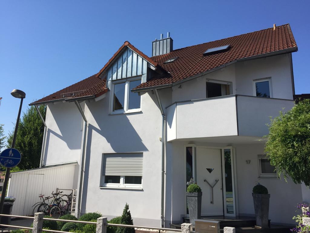 Gaestezimmer Hausaeckerweg Эрланген Экстерьер фото